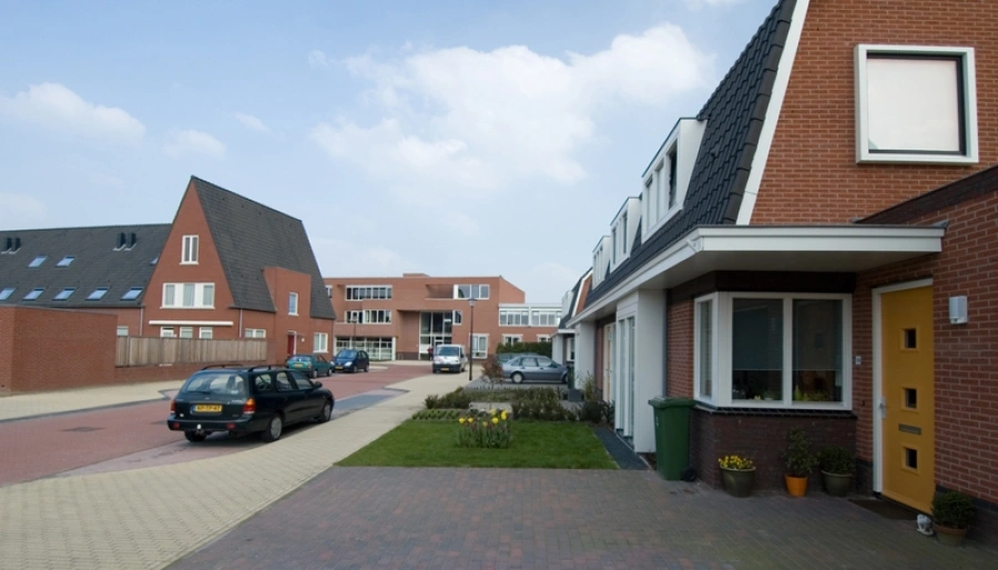 Nieuwbouw 65 woningen en paramedisch centrum Zuiderenk