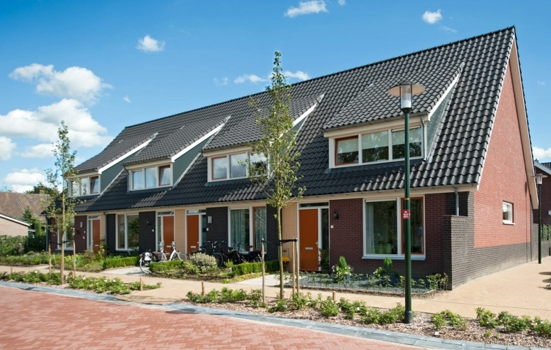 Nieuwbouw 8 appartementen en 4 woningen Laren Gld.