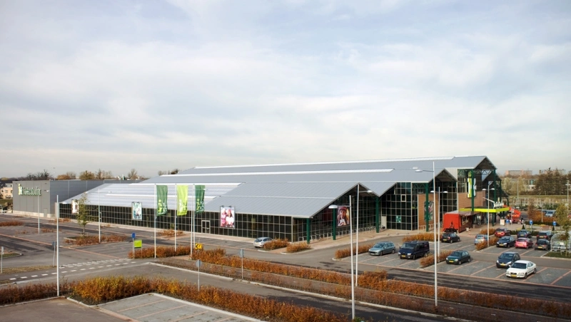Nieuwbouw Intratuin  winkel met magazijn Apeldoorn