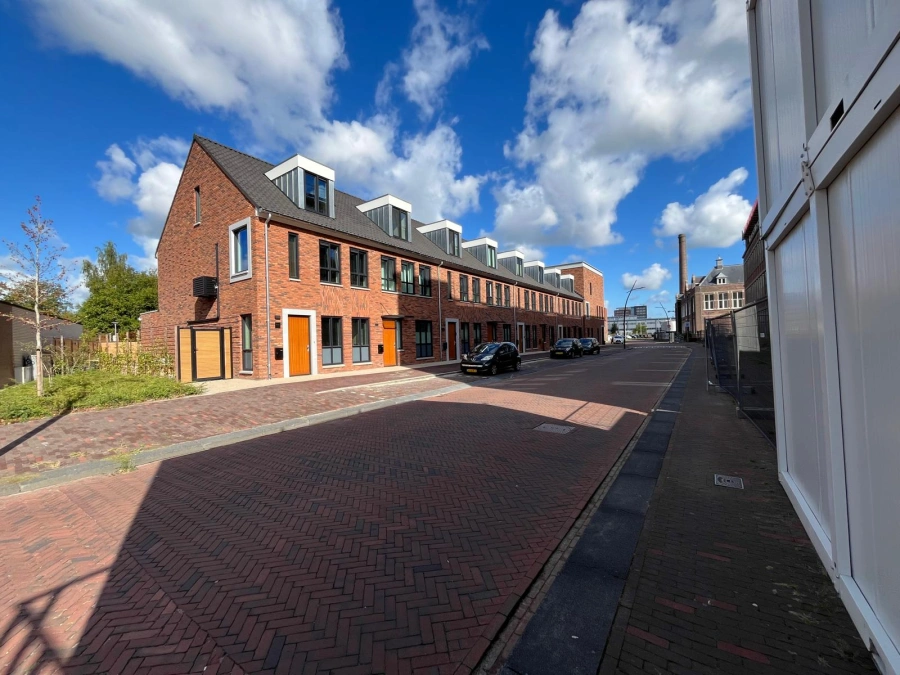 Nieuwbouw 14 stadswoningen in Hengelo Ov. 