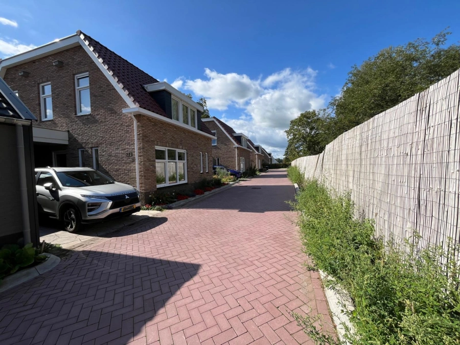Bouw 4 vrijstaande woningen Diepenveen