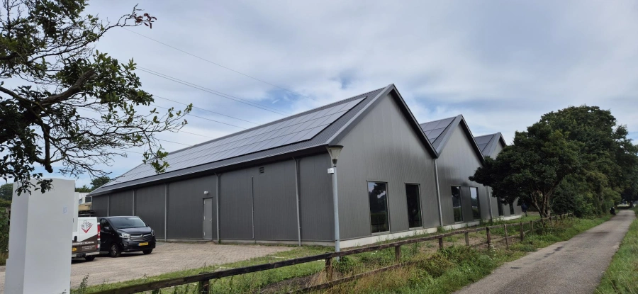 Uitbreiding en verbouw bedrijfspand van Ommen in Beekbergen