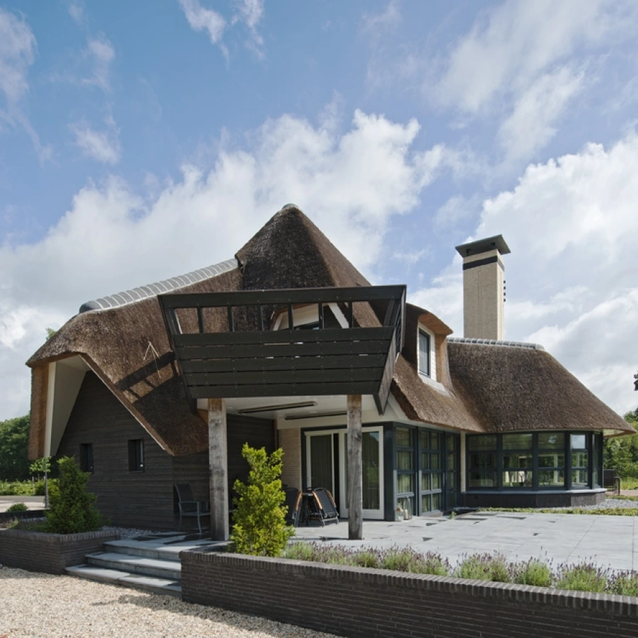 Nieuwbouw landhuis met bijgebouw  Nijkampsweg Lochem