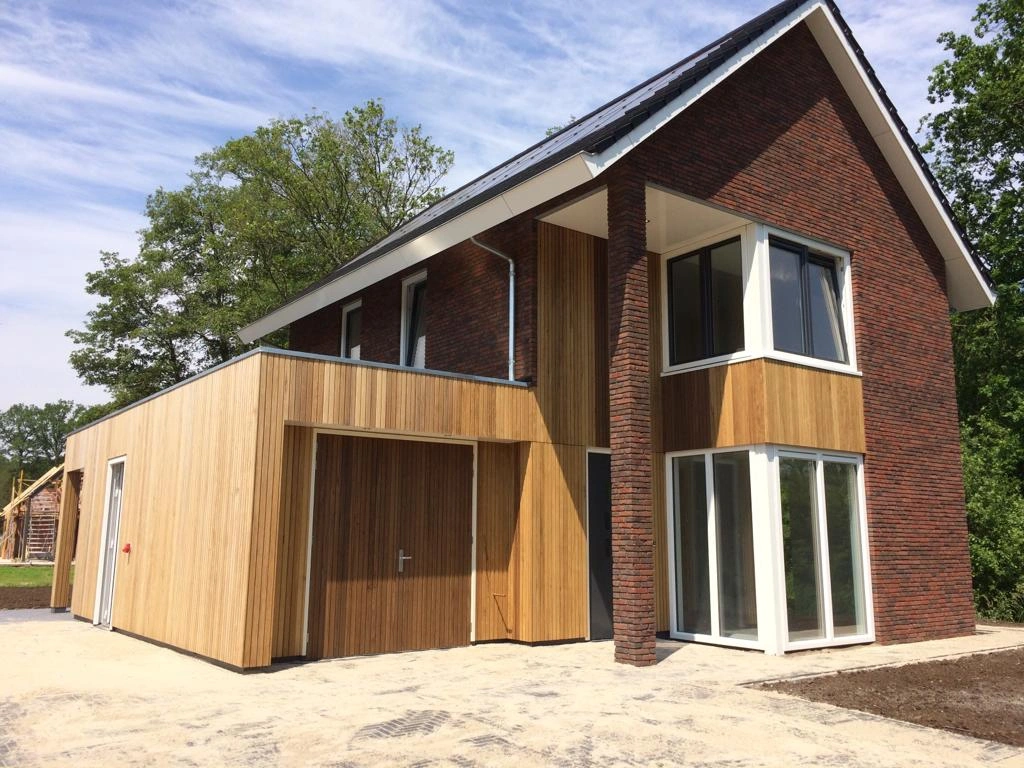 Nieuwbouw woning met veranda en garage De Cloese