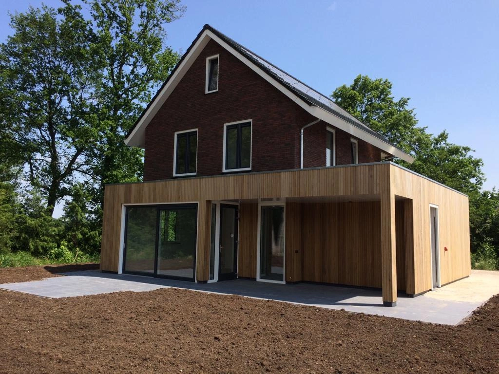 Nieuwbouw woning met veranda en garage De Cloese